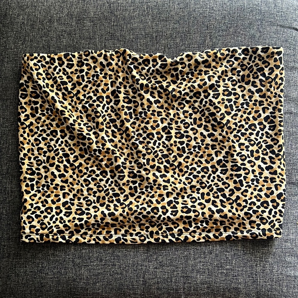 ❌SOLD❌American Eagle Leopard Print Tube Top Crop Top